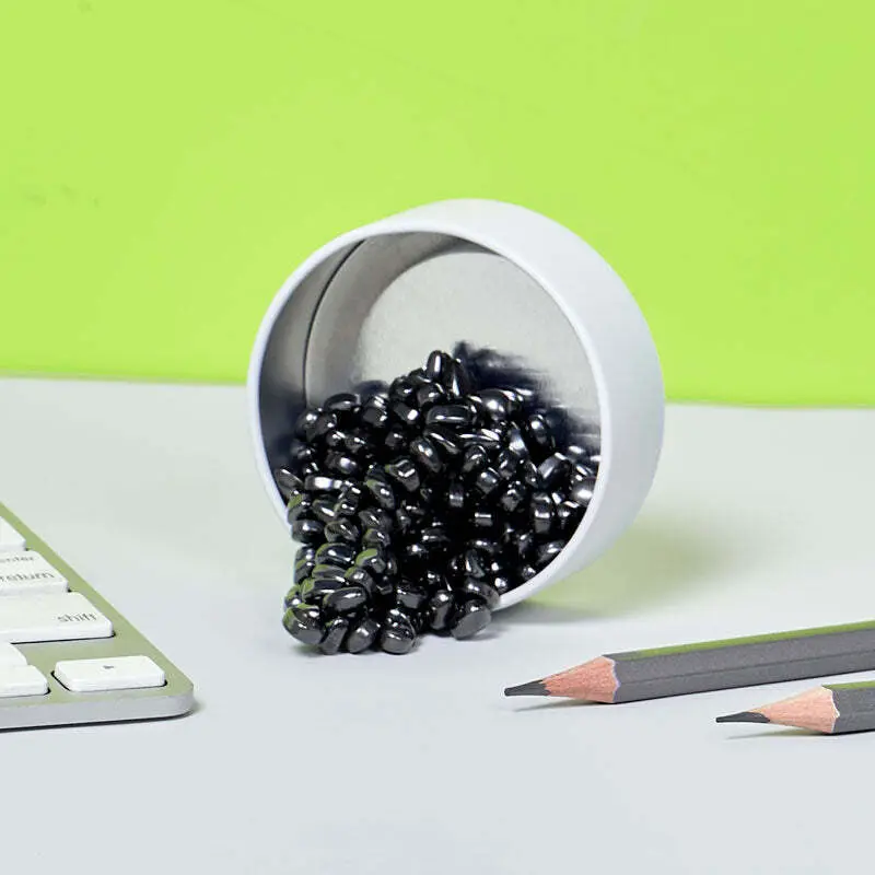 Crags Magnetic Putty - Image 98